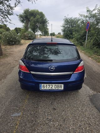 Opel Astra 2005