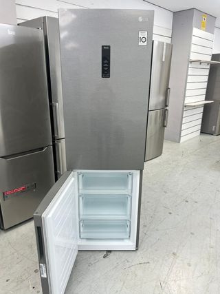 Nevera Combi LG ThinQ