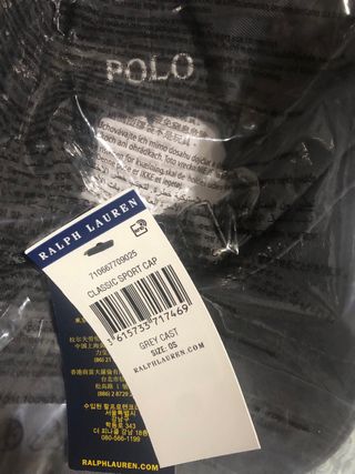 Gorra Polo Ralph Lauren gris.