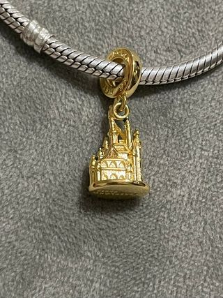 Charm Castillo Disney Dorado y Turquesa