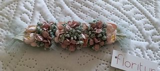 Broche y diadema comunión flores