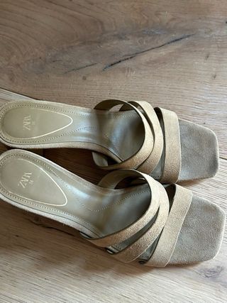 Sandalias Zara Beige Talla 38