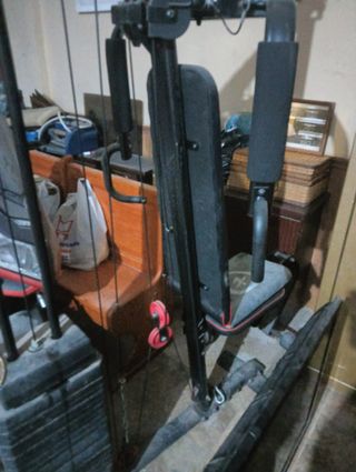 Máquina de pesas multifuncional