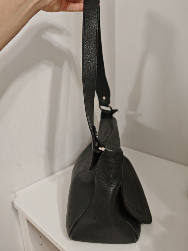 Bolso de piel negro