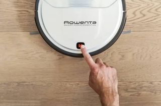 Aspirador Robot Rowenta Smart Force Essential Aqua