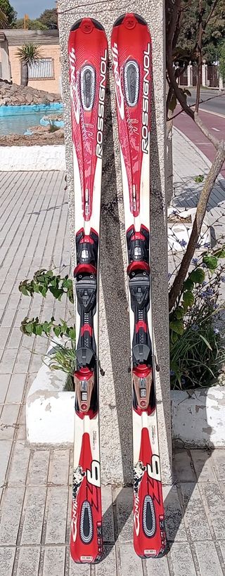 Esquís Rossignol Z6 con fijaciones
