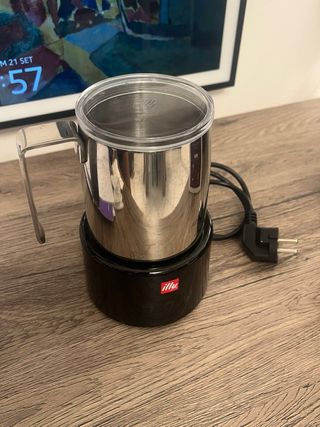 illy Montalatte Elettrico