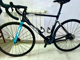 bicicleta de carretera KTM full carbono 