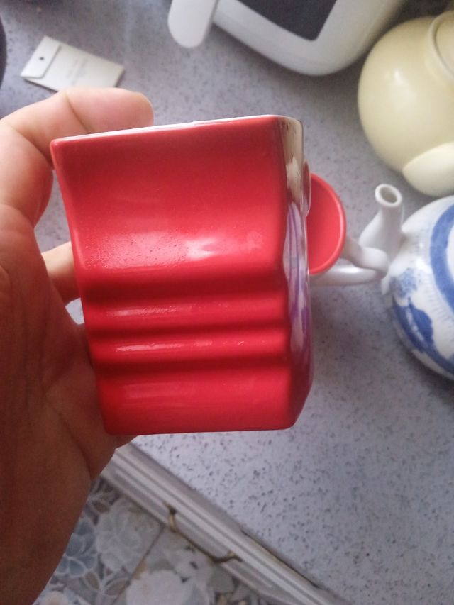 Tazas de pareja con forma de corazón