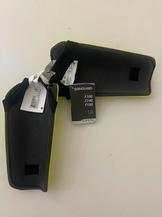 Espinilleras KIPSTA Amarillas con Diseño