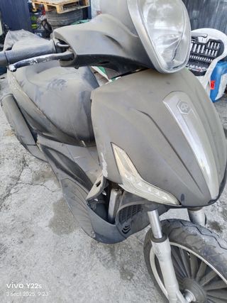 Piaggio Beverly 125cc / 300cc