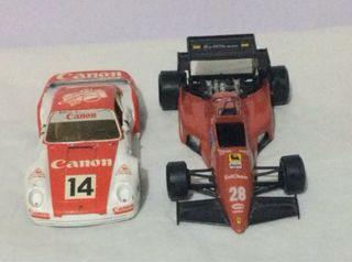 2 modellini auto da collezione