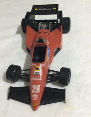 2 modellini auto da collezione