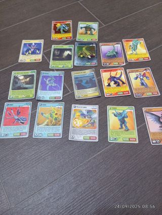 Carte Invizimals Panini - 17 pezzi