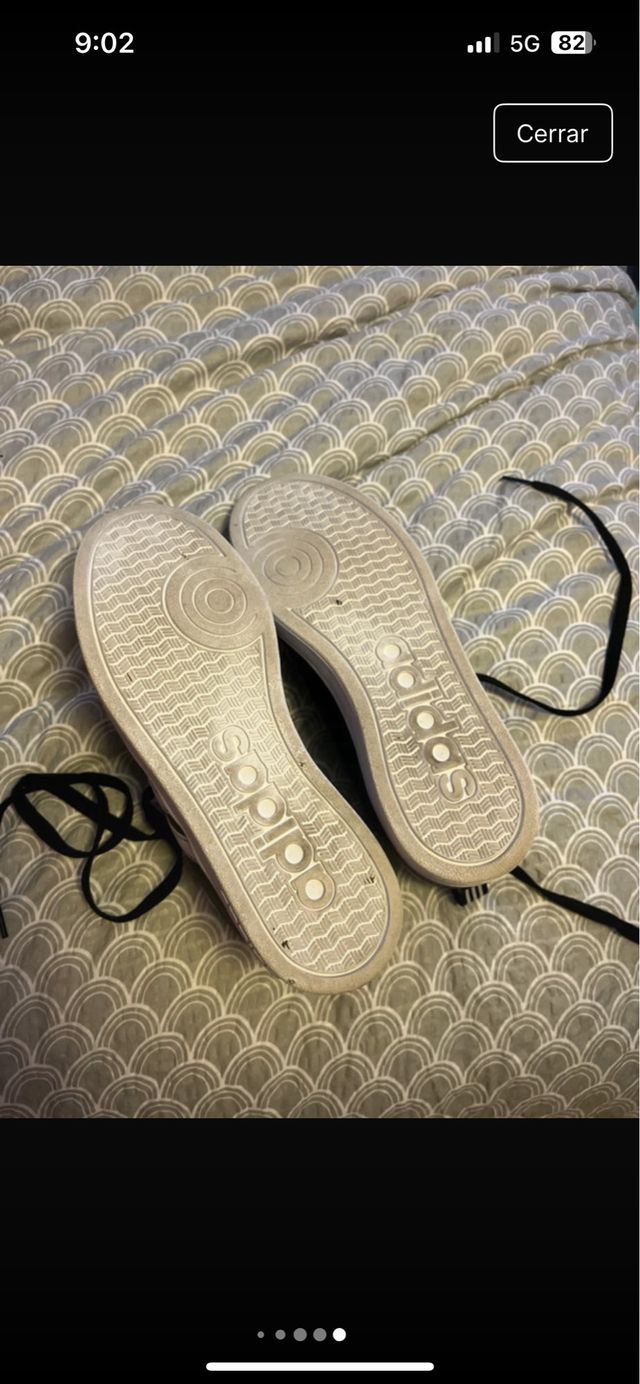 Playeros Adidas Negros y Blancos