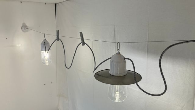 Lampada parete "tesata" in ceramica/vetro