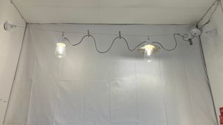 Lampada parete "tesata" in ceramica/vetro