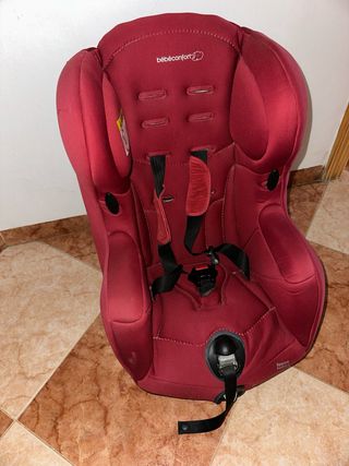 Sillita de coche Bébé Confort roja