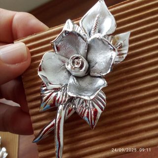 Ceramica Argentata Decorazioni Floreali