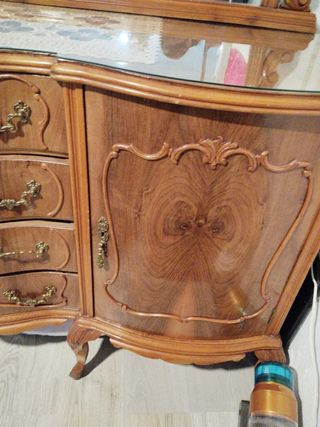 Mueble de salón antiguo madera y cristal