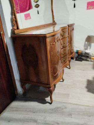 Mueble de salón antiguo madera y cristal
