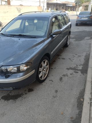 Volvo V70 2003