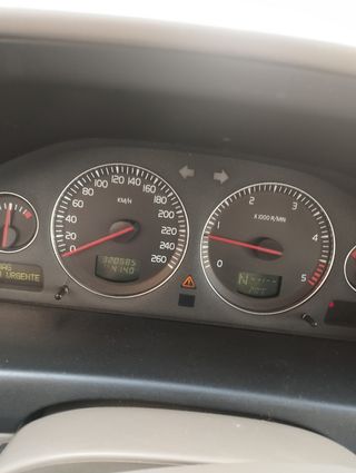 Volvo V70 2003