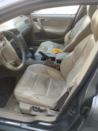 Volvo V70 2003