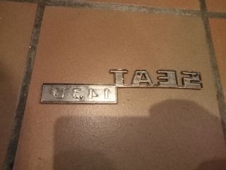 Vendo anagrama trasero de Seat 1430. Procedente