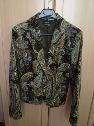 Americana Zara Pana