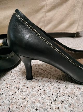 Zapatos de tacón Pedro Miralles negros