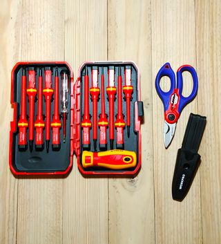 Estuche Destornilladores 13 en 1 + Tijeras WORKPRO