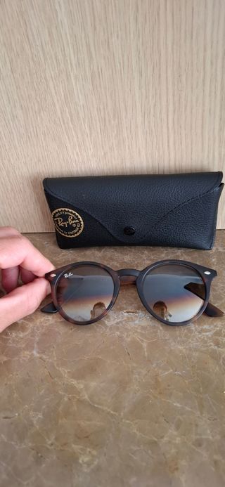 Gafas de sol Ray-Ban RB2180P Tortoise
