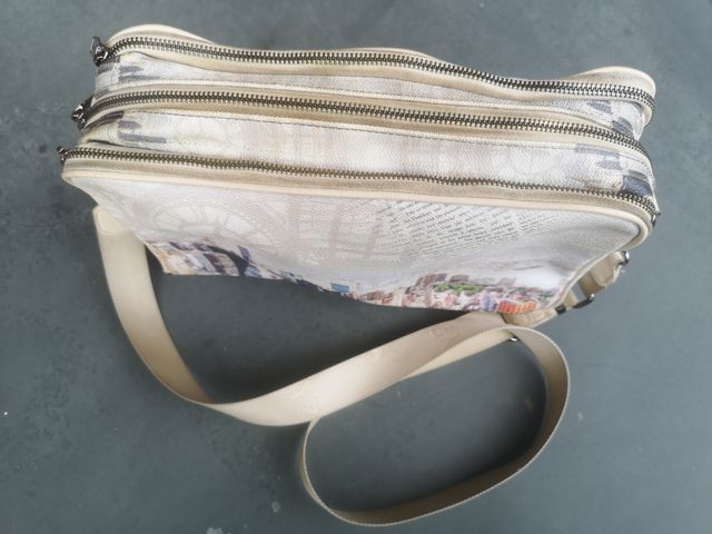 Borsa YNOT? Beige con stampa città