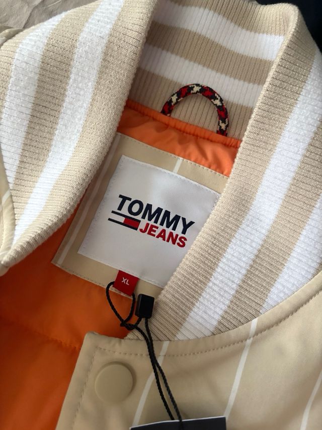 Bomber Tommy Hilfiger XL Rayas Beige
