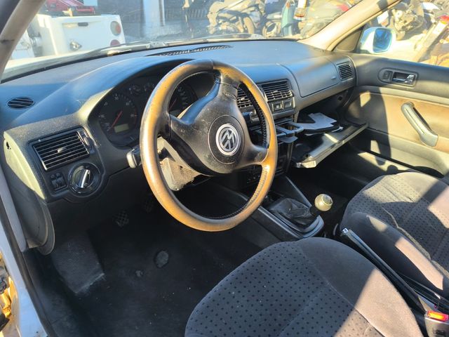 VOLKSWAGEN GOLF IV 1.9 TDI 115CV 2001 