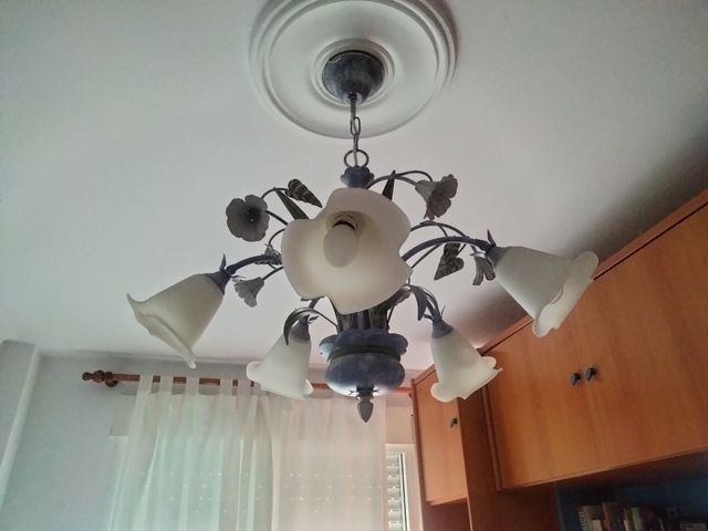 Lámpara de techo estilo floral