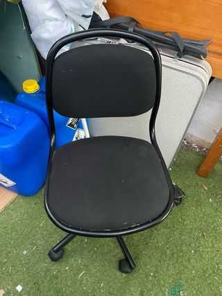 Silla de escritorio infantil negra