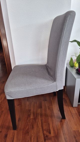 Mesa comedor extensible negra efecto madera