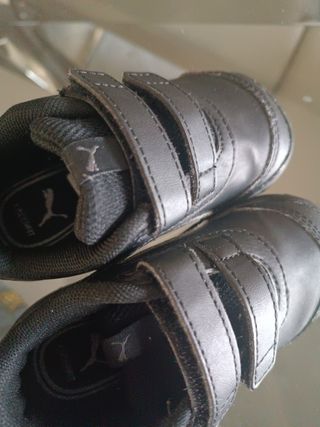 Scarpine neonato Nike e Puma tg. 21