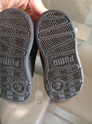 Scarpine neonato Nike e Puma tg. 21