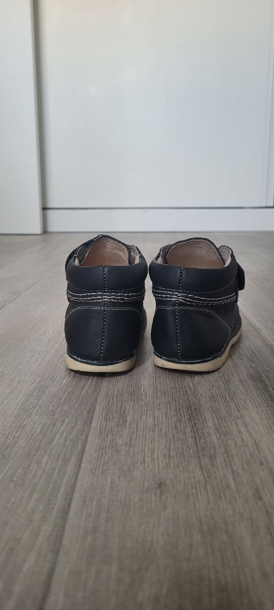 Botines / zapatos niño piel azul marino T.28