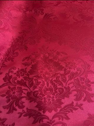 Tessuto damascato rosso