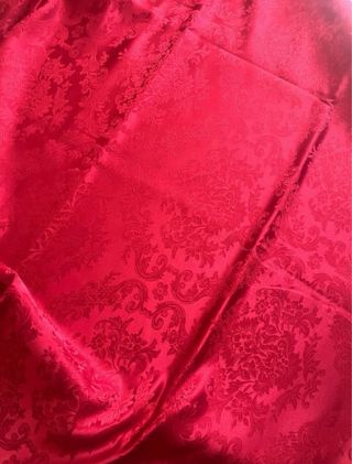 Tessuto damascato rosso