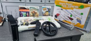 Consola Wii black edition con wiifit y Juegos 