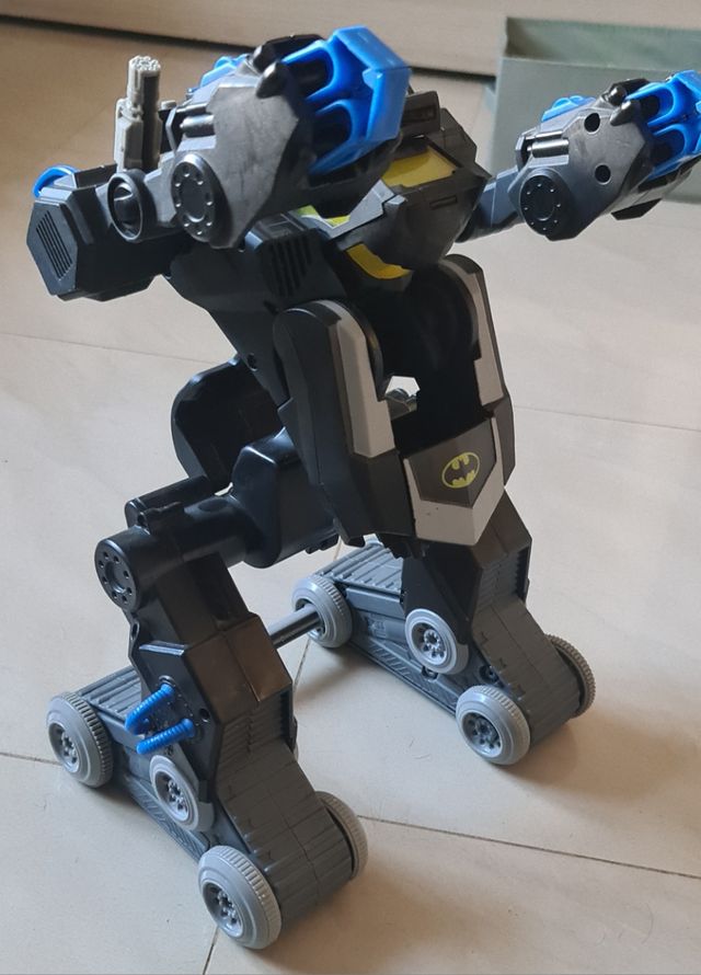 Transformers Batman Robot/Tanque Lanzadiscos