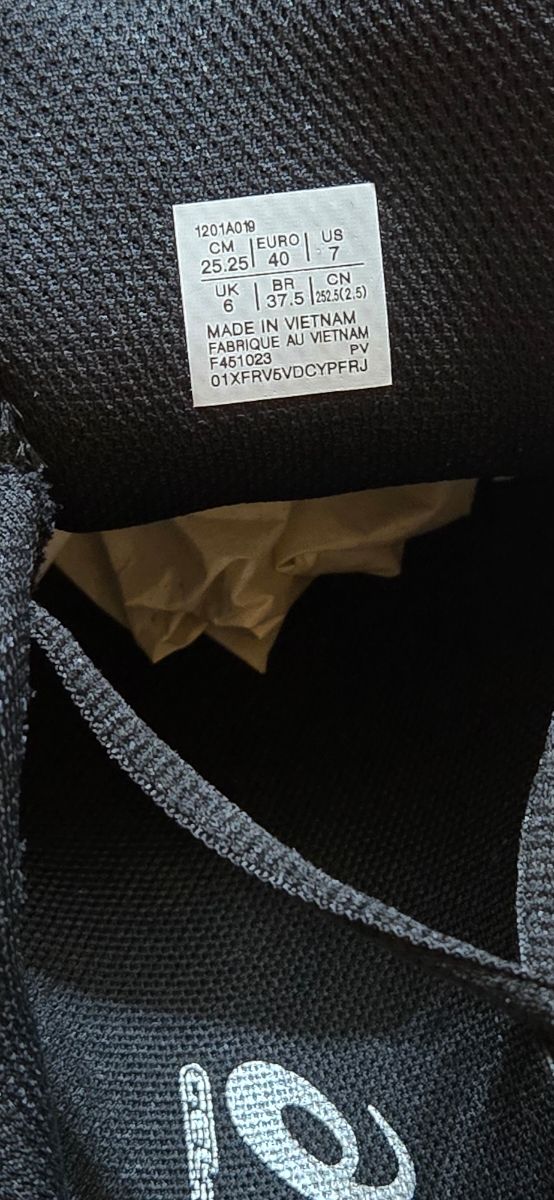 Zapatillas Asics Negras