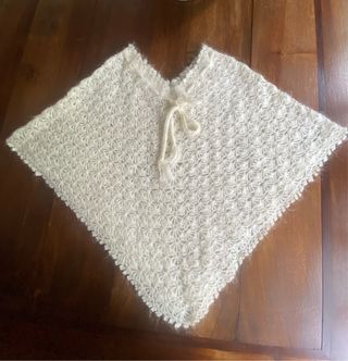 Coprispalle bianco con laccio