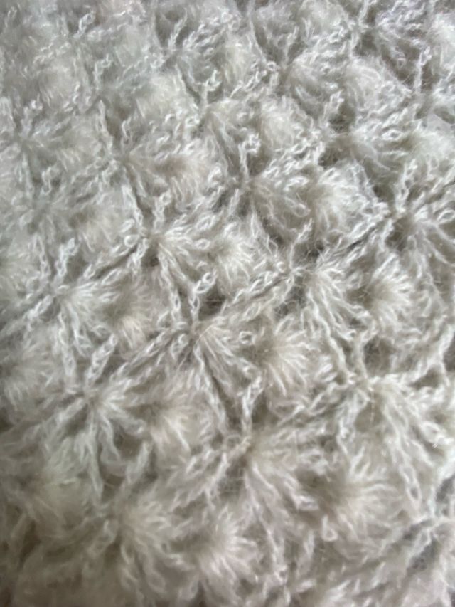 Coprispalle bianco con laccio