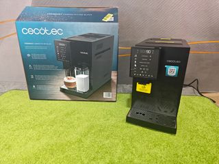 Cecotec Cafetera Superautomática Cremmaet Compactc